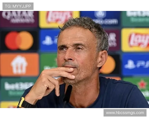 恩里克坚定支持舍瓦利耶：后卫失误不影响我们对他的信任